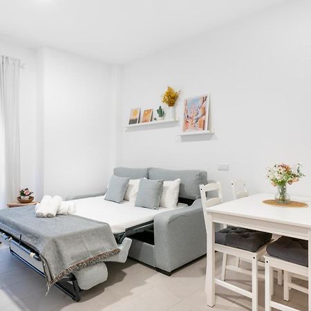 Wintowinrentals Superb New-Look Apartment Málaga Exterior foto