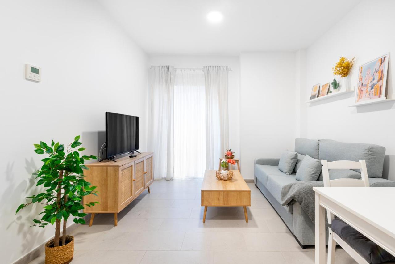 Wintowinrentals Superb New-Look Apartment Málaga Exterior foto
